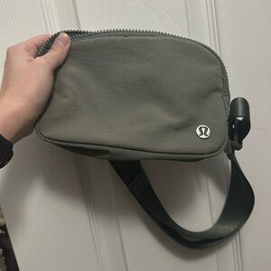 lululemon athletica Green 1L Belt Bag